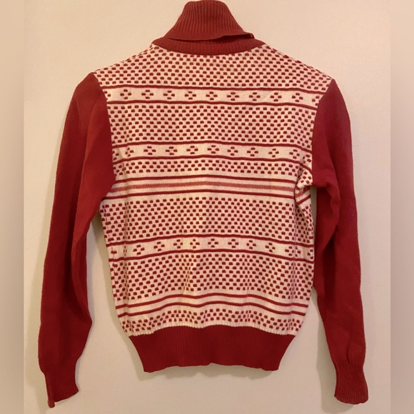 SOLD Courreges Paris vintage sweater - Picture 8 of 12